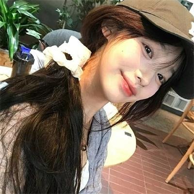 轰天俏娇娃